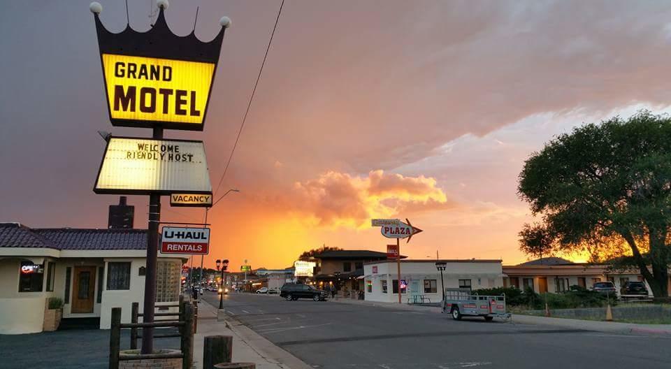 Grand Motel Williams Kültér fotó
