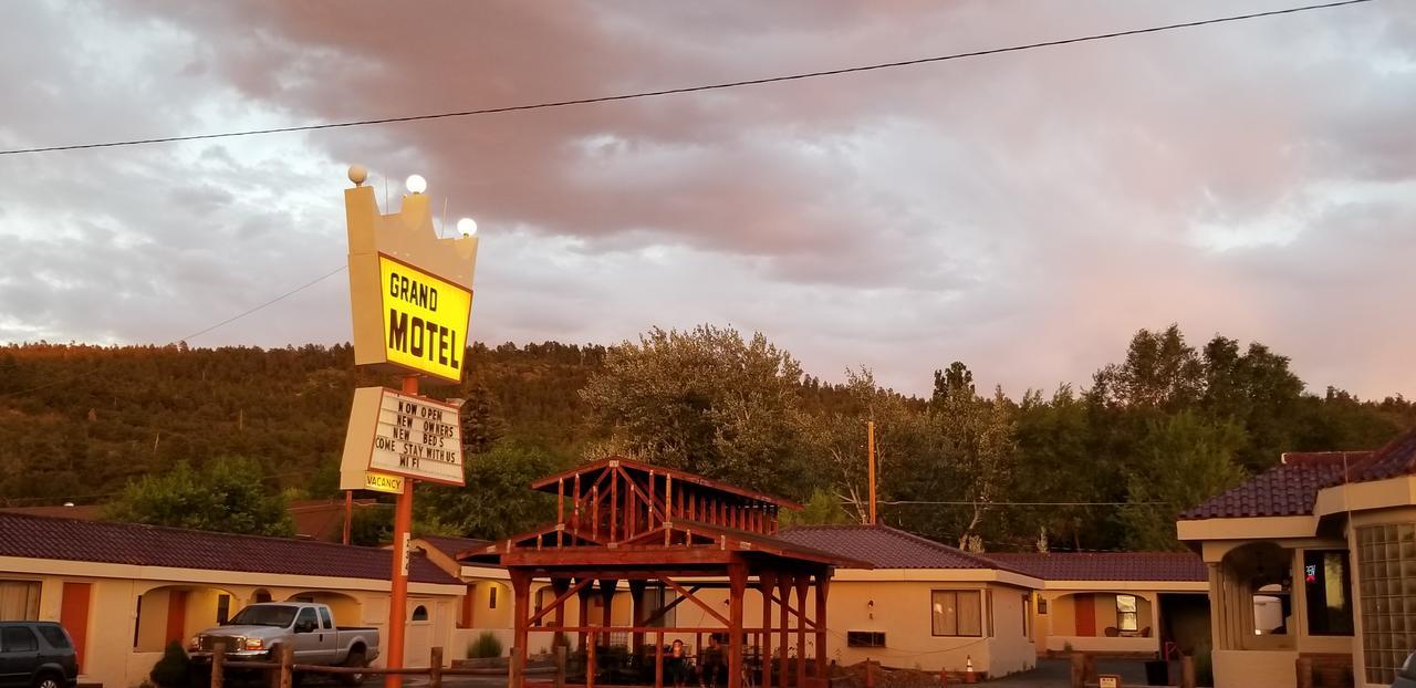Grand Motel Williams Kültér fotó